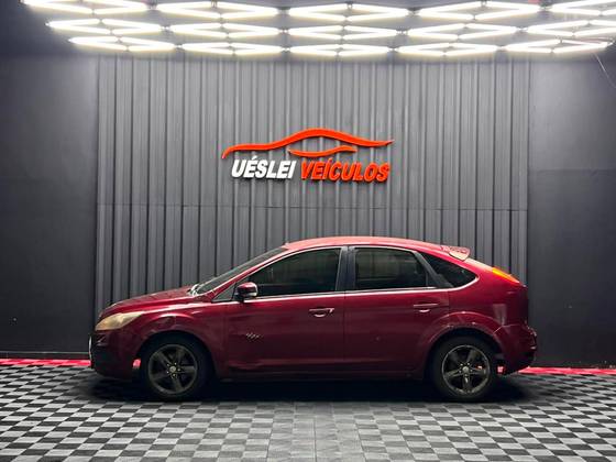 FORD FOCUS 1.6 GLX 16V FLEX 4P MANUAL FORD FOCUS 1.6 GLX 16V FLEX 4P MANUAL